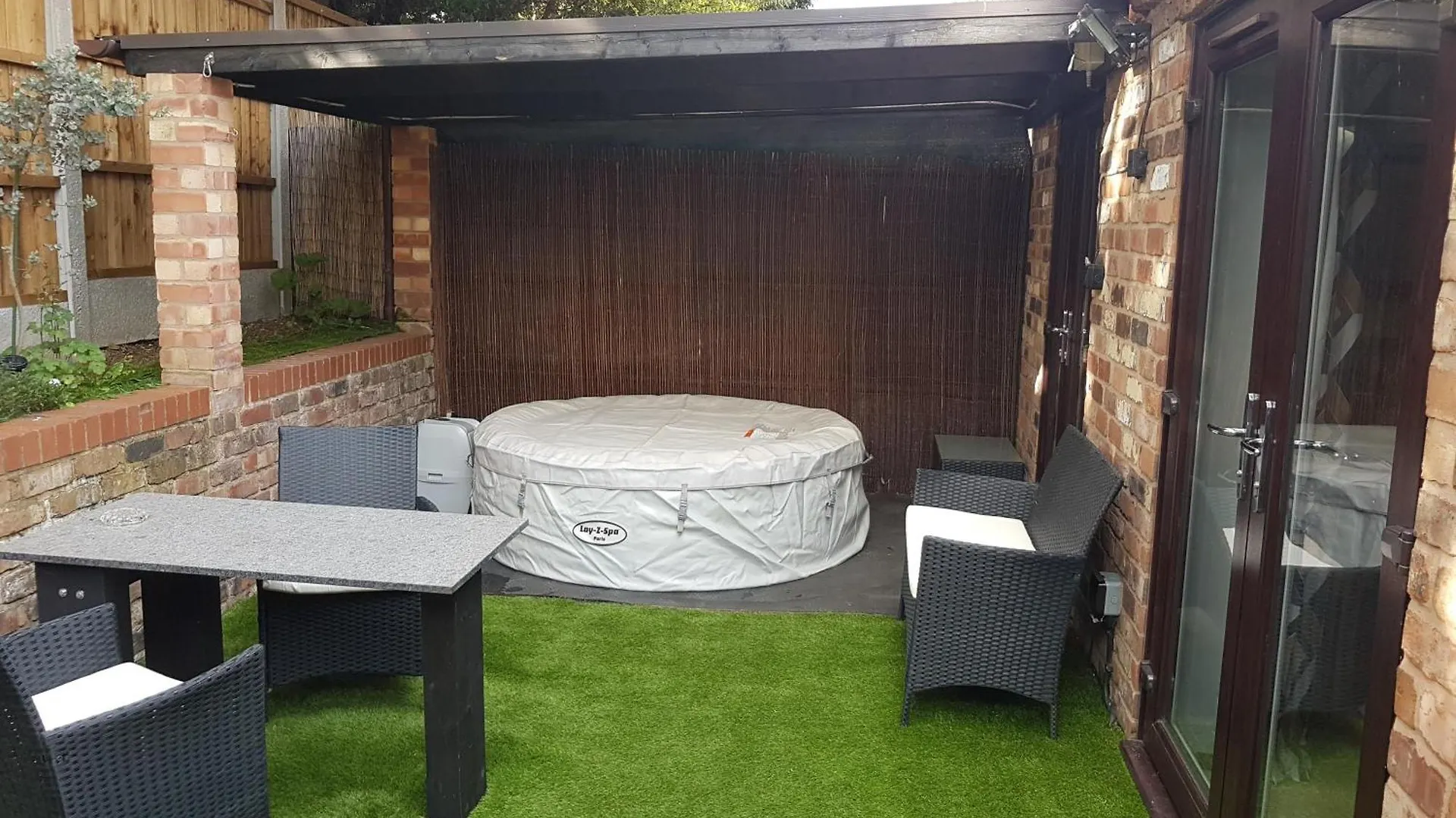 1, The Mews Villa Derby United Kingdom